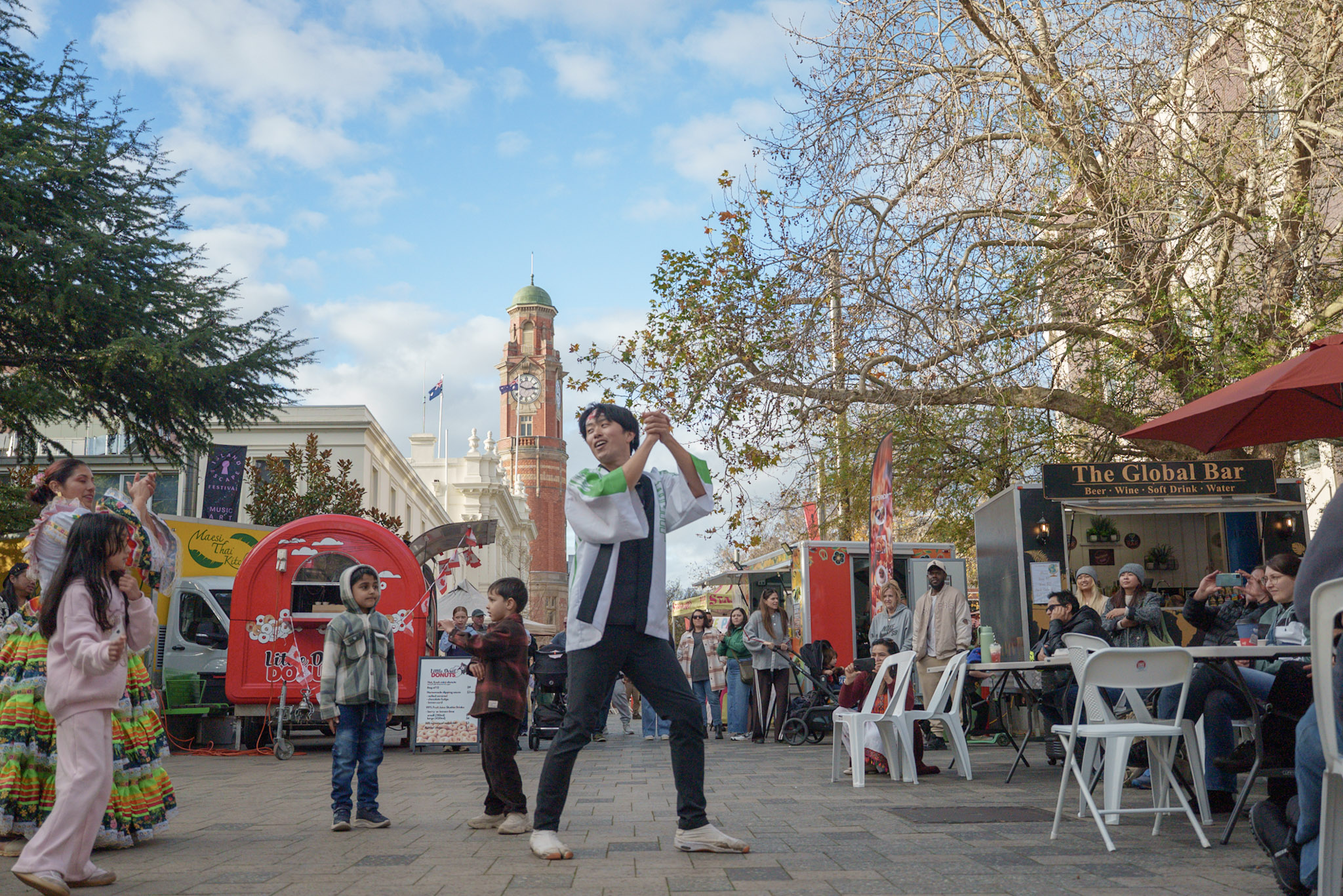 World Street Eats Launceston — Sora dancing with children joining in